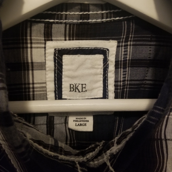 Casual men's shirt - Picture 2 of 2